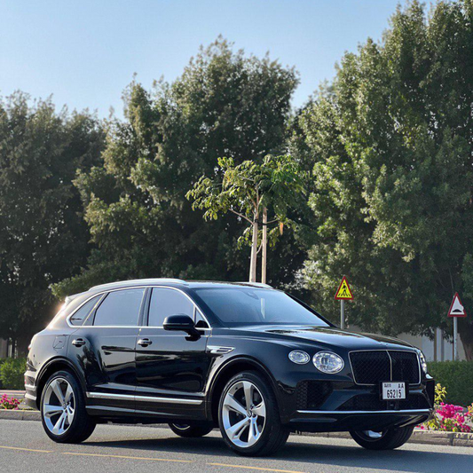 BENTLEY BENTAYGA BLACK