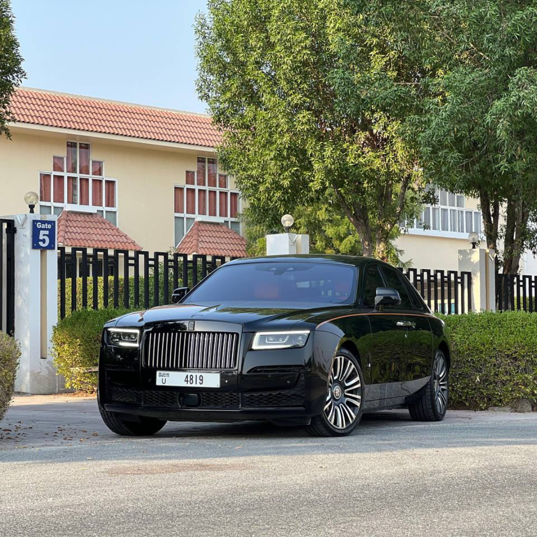 ROLL ROYCE GHOST LONG BLACK