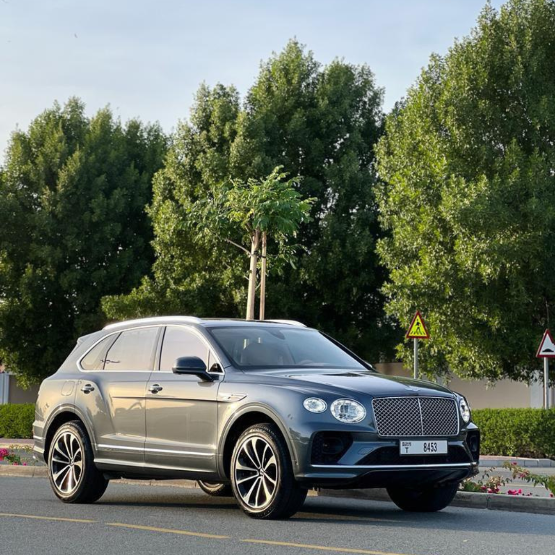 BENTLEY BENTAYGA GREY