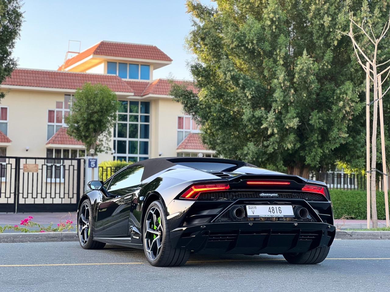 LAMBORGHINI HURACAN EVO CONVERTIBLE BLACK