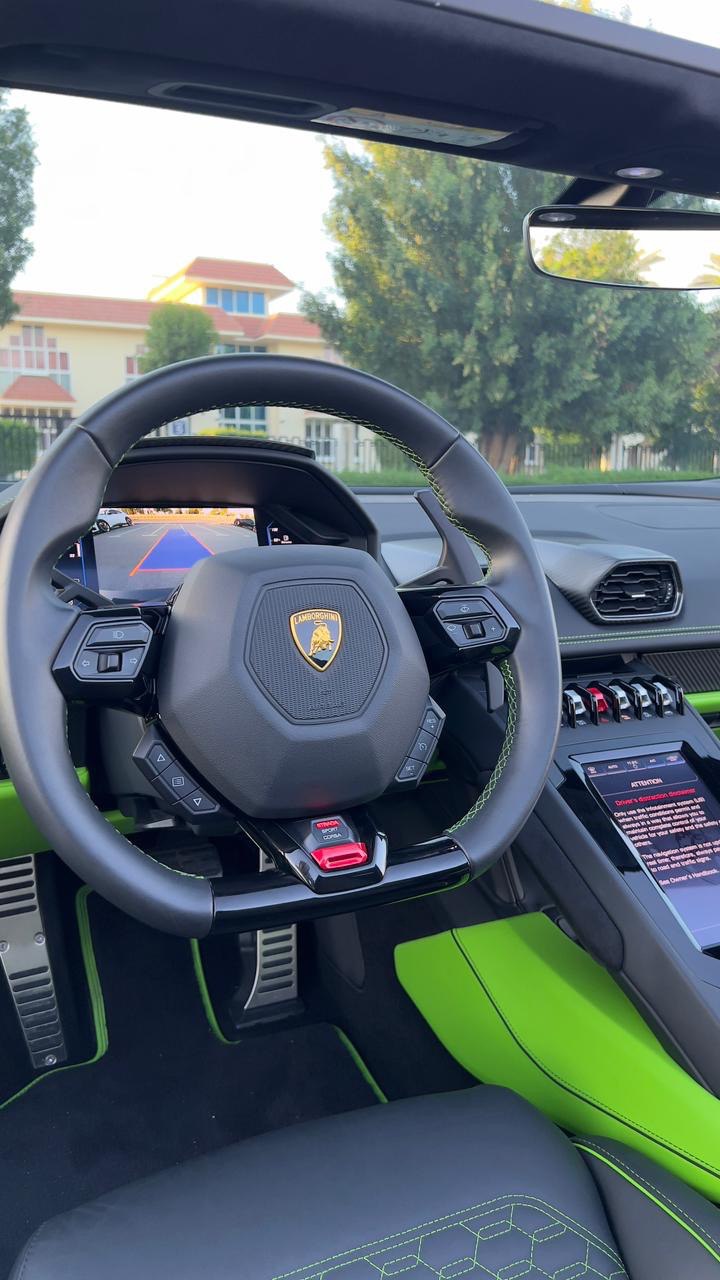 LAMBORGHINI HURACAN EVO CONVERTIBLE BLACK
