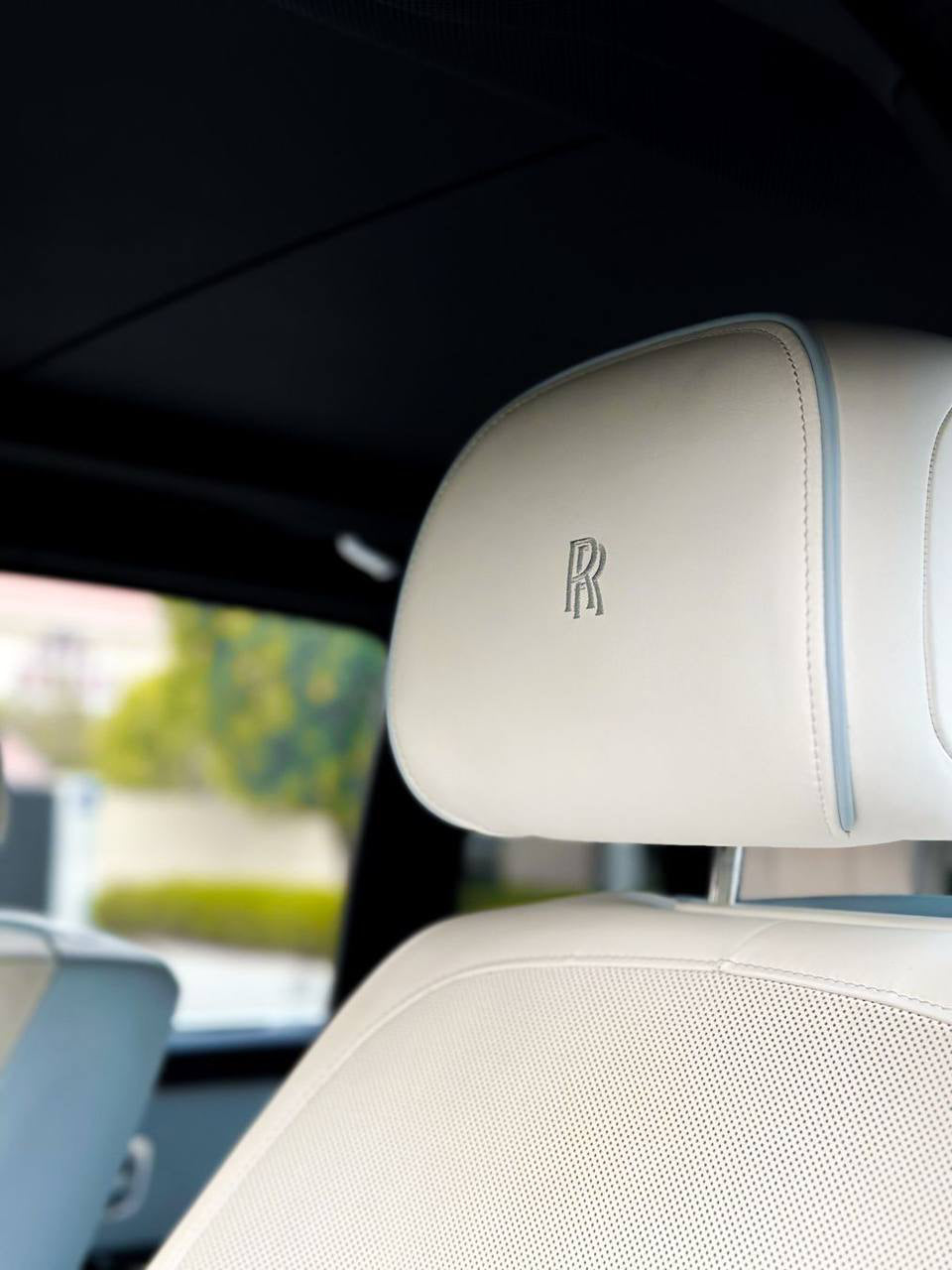ROLL ROYCE CULLINAN BLUE