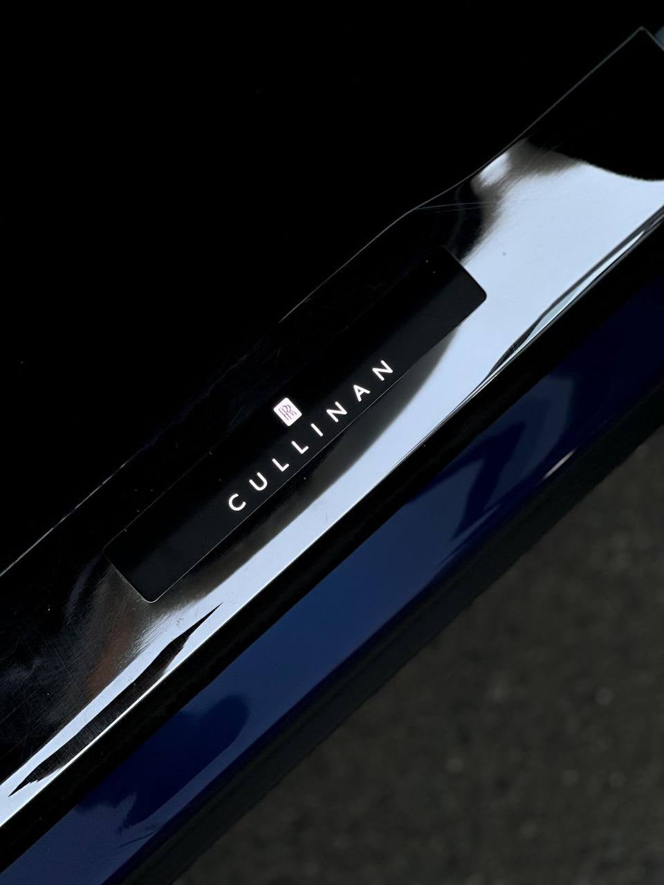ROLL ROYCE CULLINAN BLUE