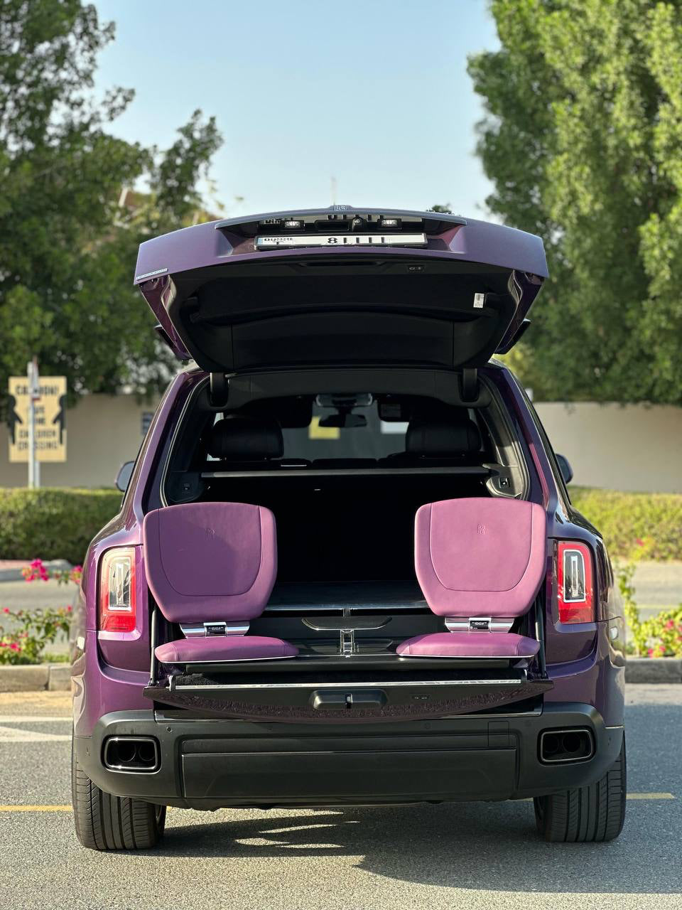 ROLLS ROYCE CULLINAN PURPLE