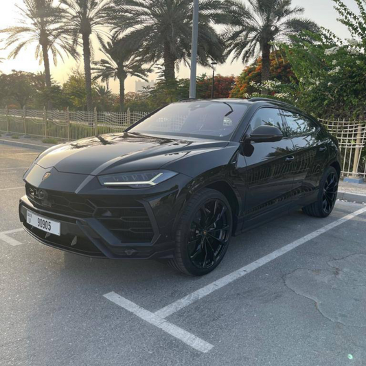 LAMBORGHINI URUS BLACK