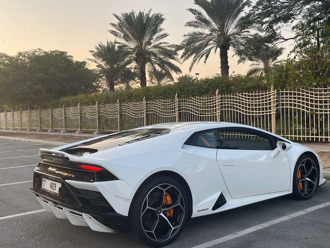 LAMBORGHINI HURACAN EVO COUPE WHITE