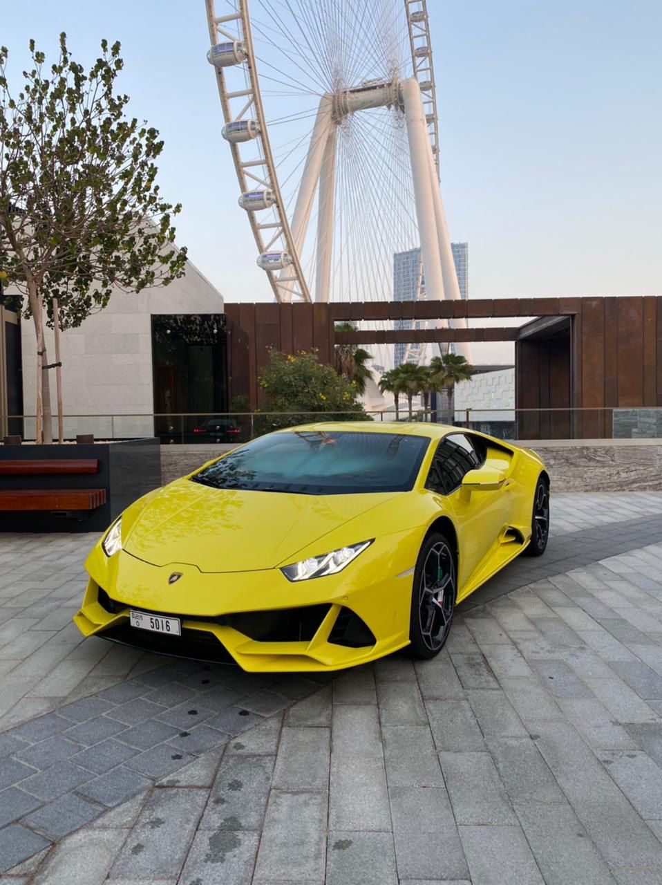 LAMBORGHINI HURACAN EVO COUPE YELLOW