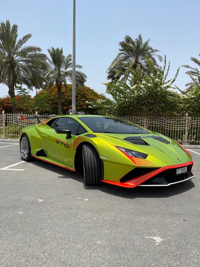 LAMBORGHINI HURACAN STO
