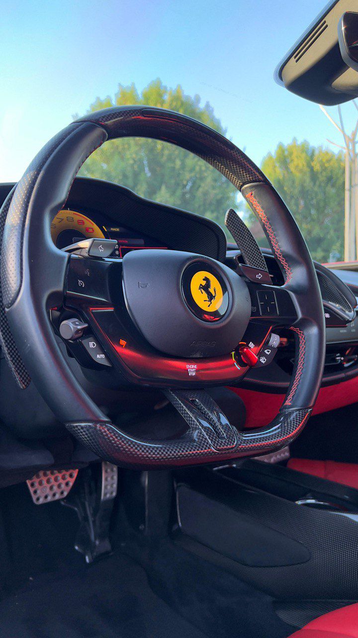 FERRARI SF90