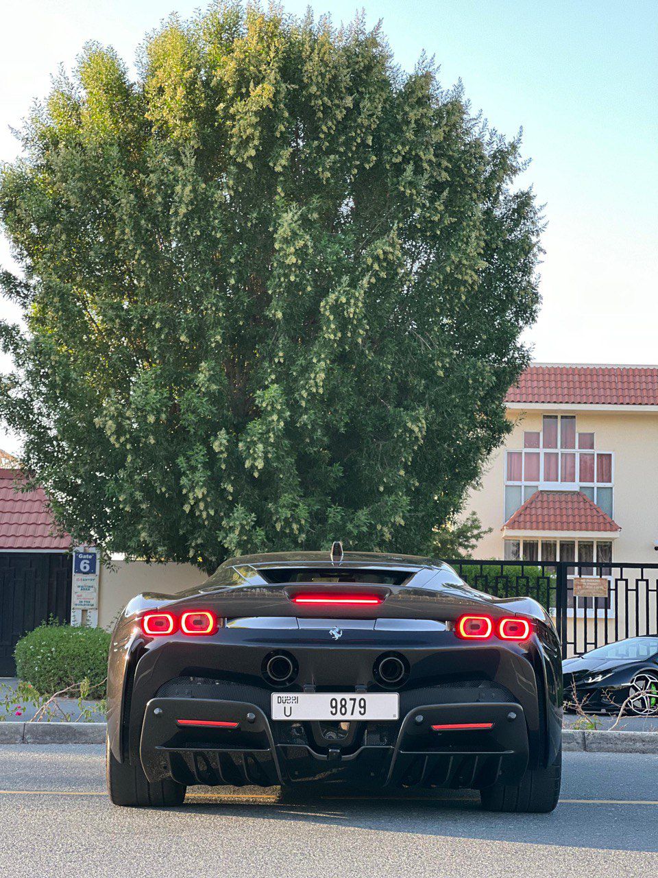 FERRARI SF90