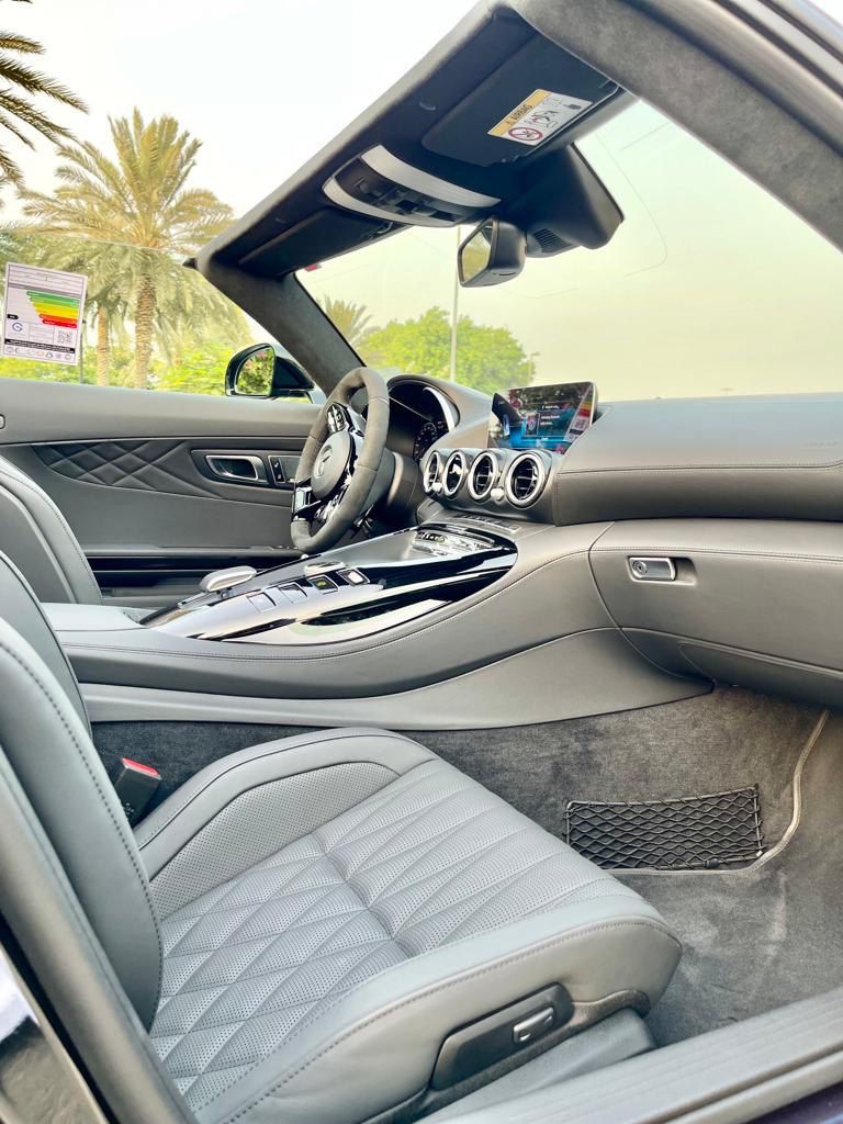MERCEDES AMG GTS CONVERTIBLE