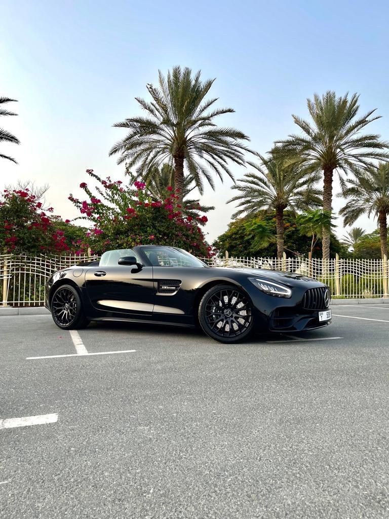 MERCEDES AMG GTS CONVERTIBLE