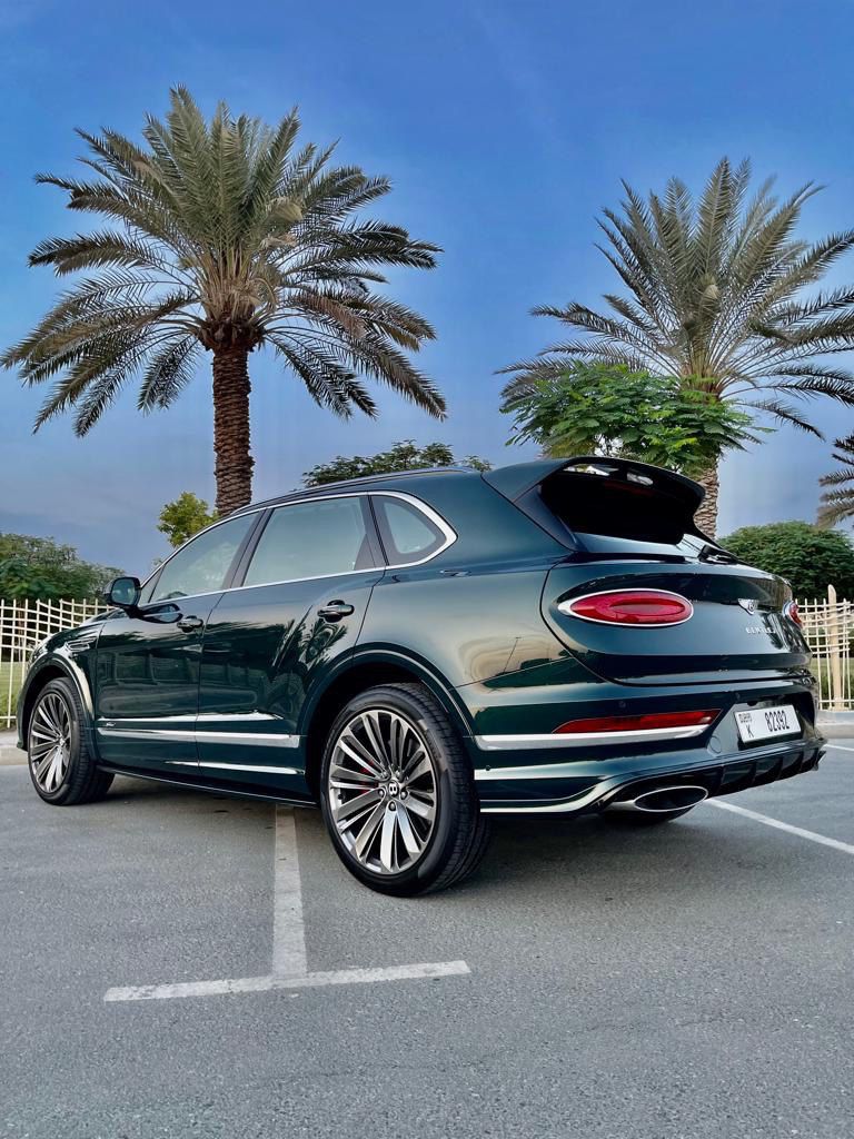 BENTLEY BENTAYGA VERDE